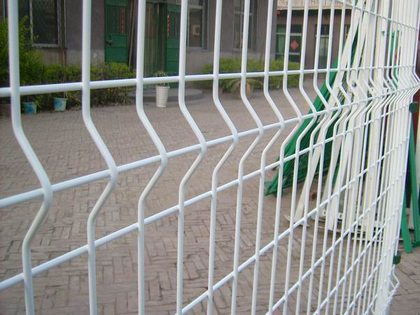 welded fence mesh